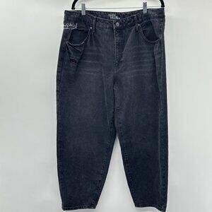 Time & Tru Women's High-Rise Cropped Black Barrel Jeans Size 18